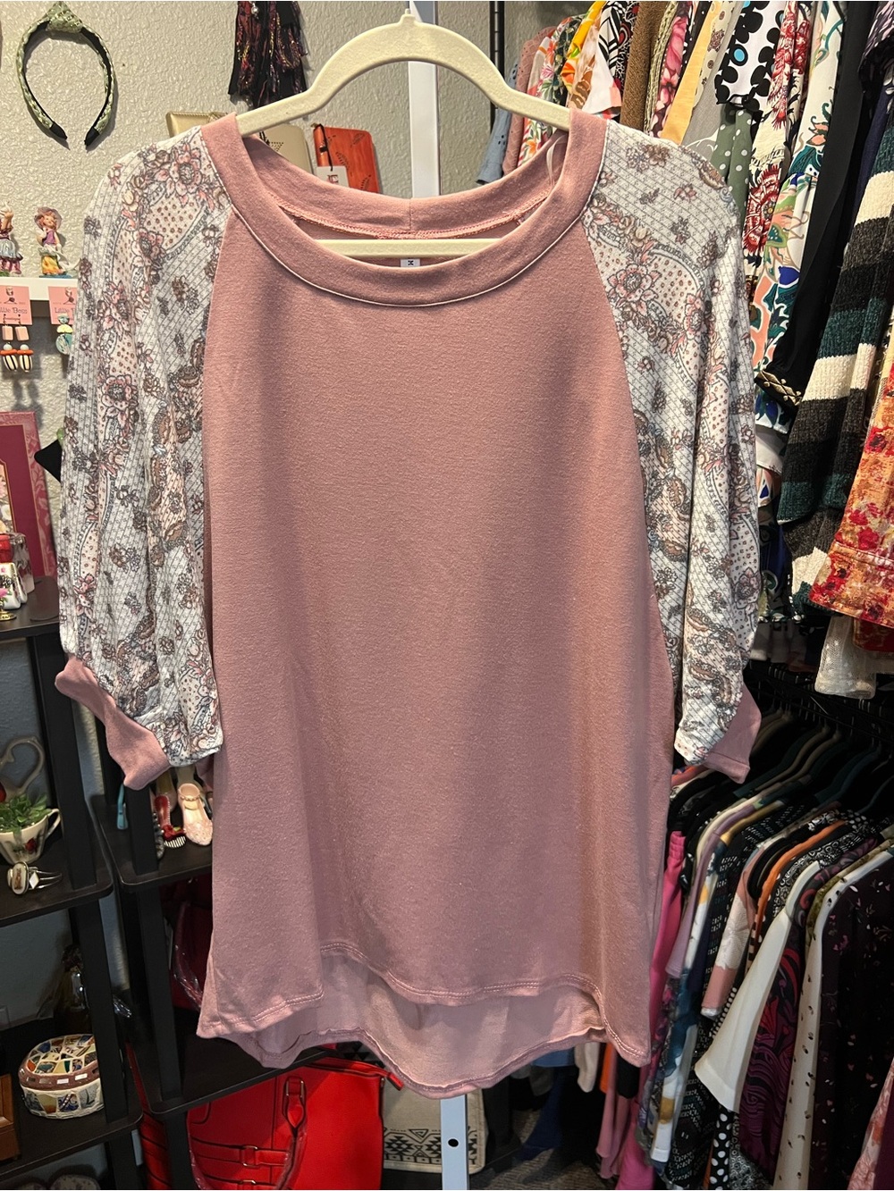 Mauve Pink Raglan Sleeve Top with Paisley Print